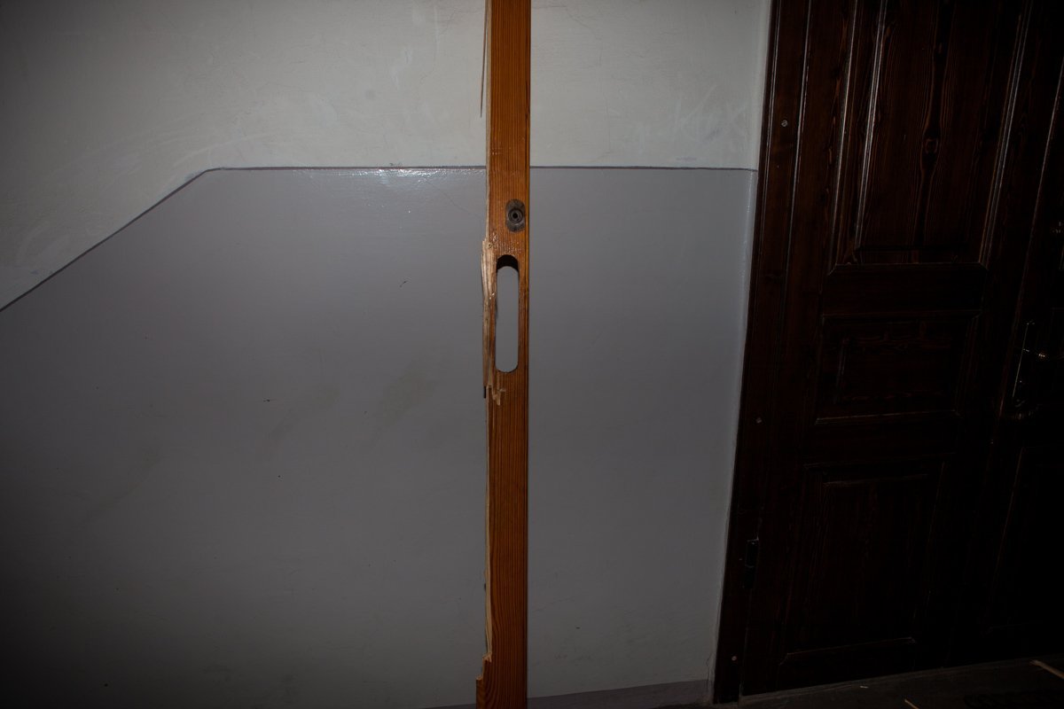 Пожар на Сечевых Стрельцов: дверь в квартиру вырезали болгаркой 5