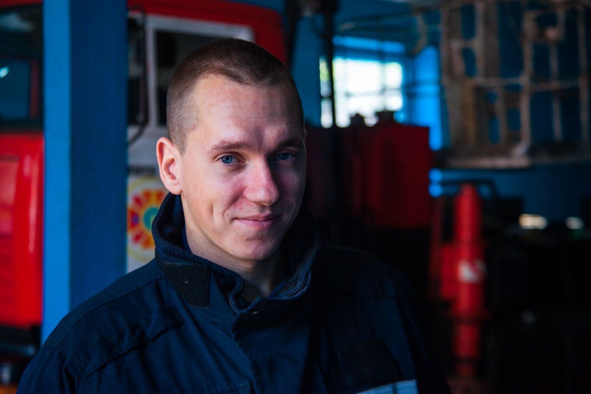 Наедине с огнем: один день из жизни пожарных Днепра 8