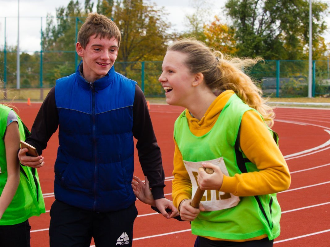 Путь к Олимпу: на стадионе "Трудовые резервы" прошли соревнования по легкой атлетике для школьников 11