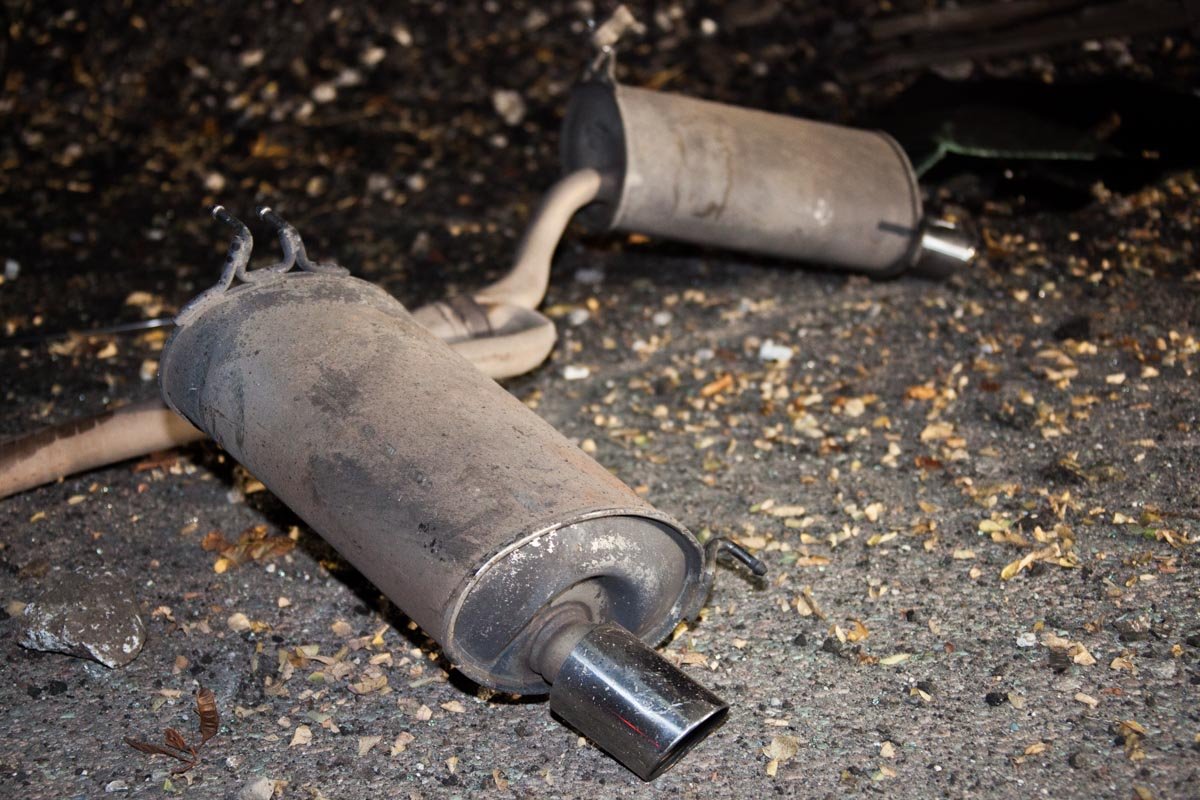 Погоня и ДТП на Запорожском шоссе: Honda вылетела с дороги 6