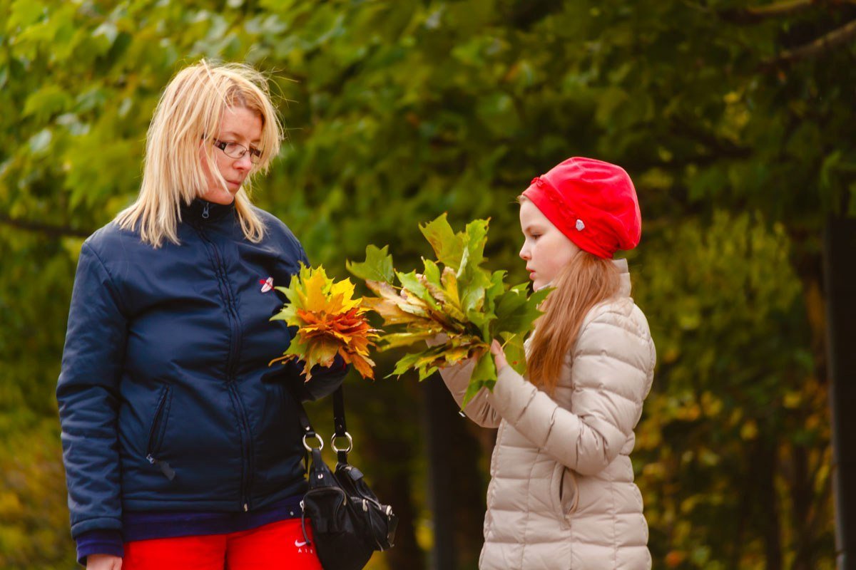 Яркие краски в пасмурный день: как жители Днепра провели праздничные выходные 8