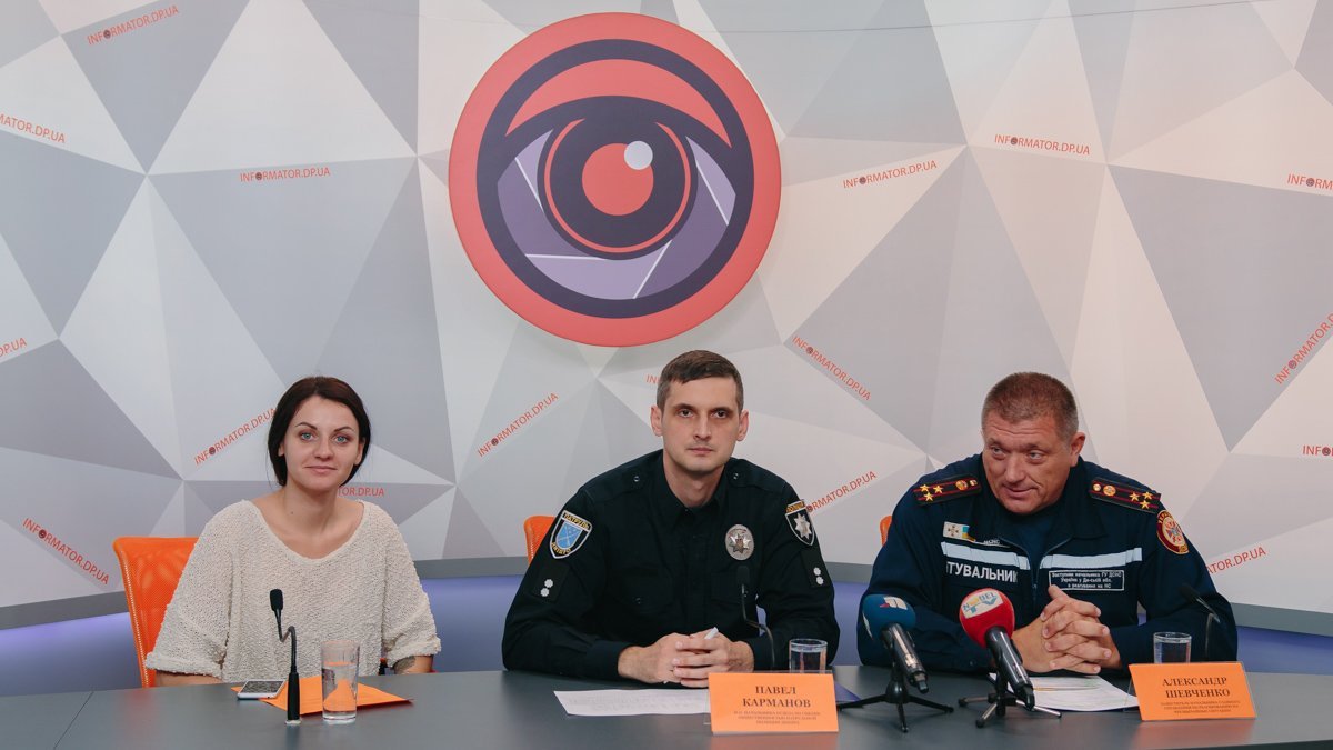 Горящие машины и резонансные ДТП: полиция и спасатели Днепра рассказали об итогах недели 1