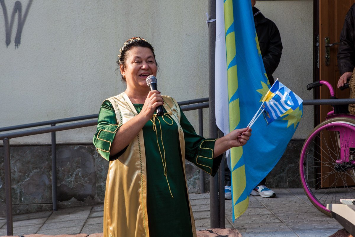 В центре Днепра люди с инвалидностью провели патриотичный флешмоб 4