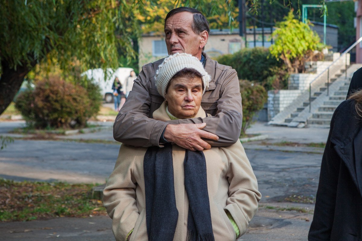 В центре Днепра люди с инвалидностью провели патриотичный флешмоб 5