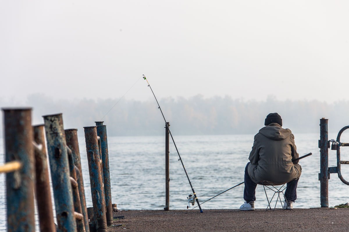 Необычная погода: Днепр окунулся в туман 9