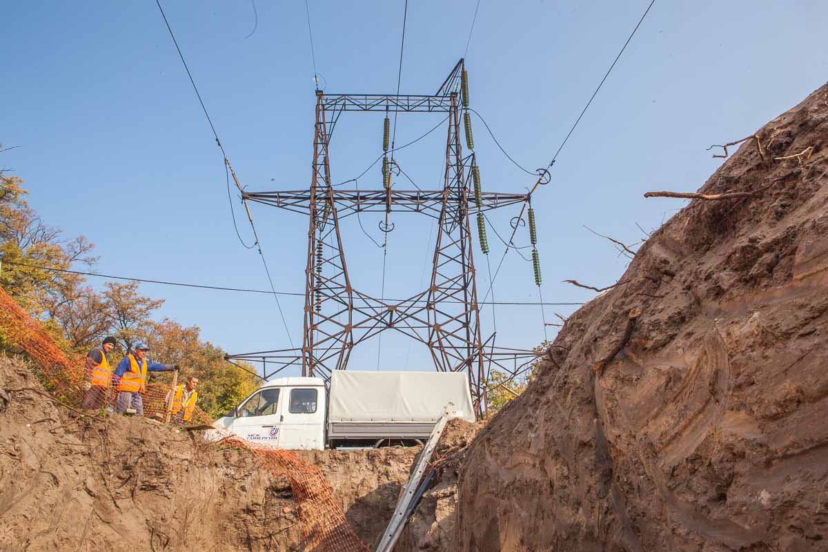 Возле Севастопольского парка обнаружили человеческие кости: история и что сделают с останками 8