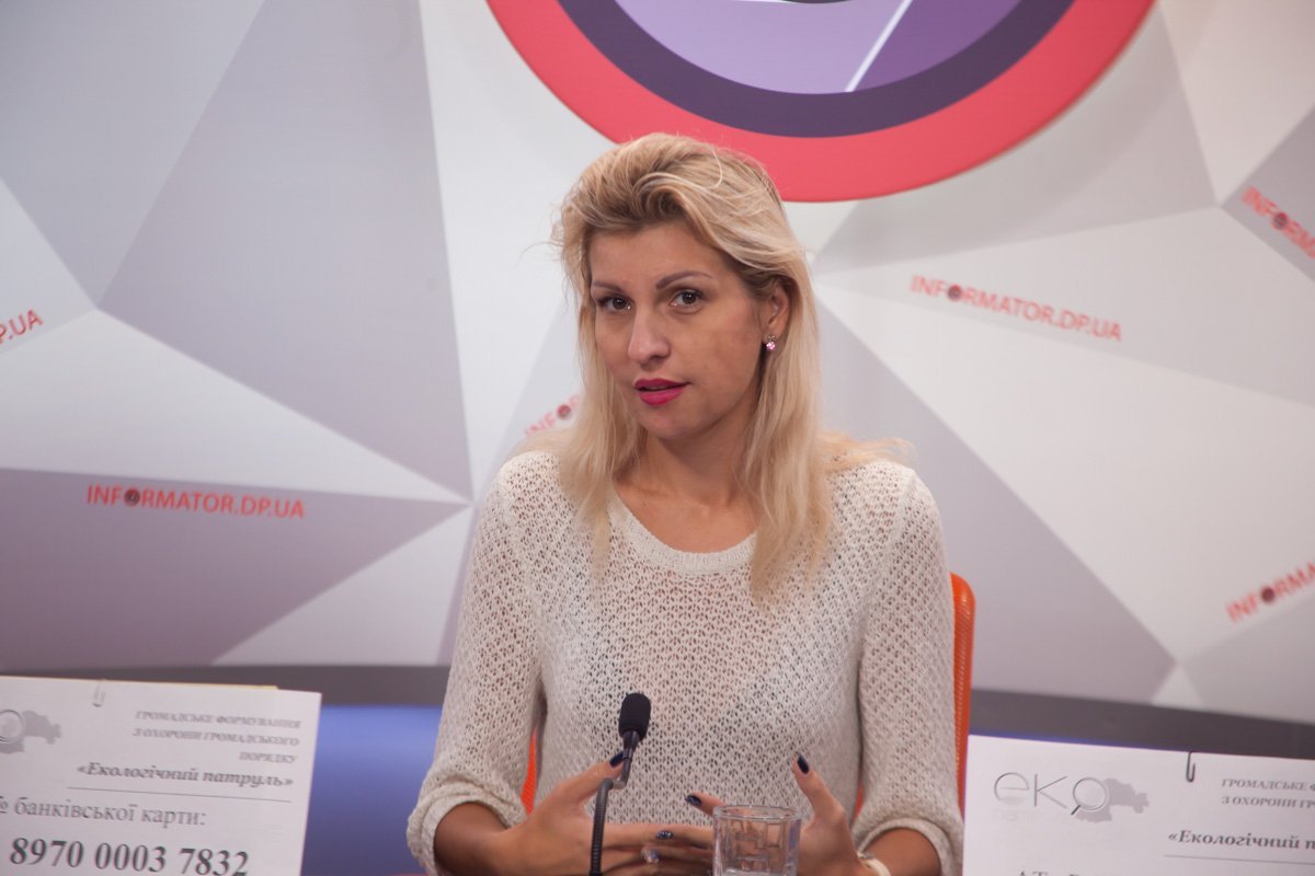 Подожги листья — заболей раком: в Днепре запускают экологическую акцию 1