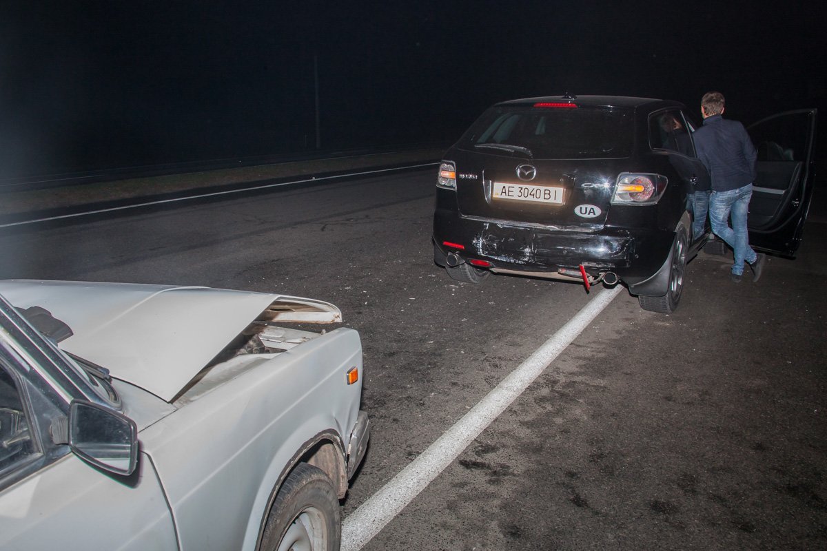 ДТП на Донецком шоссе: столкнулись Mazda и Жигули 3