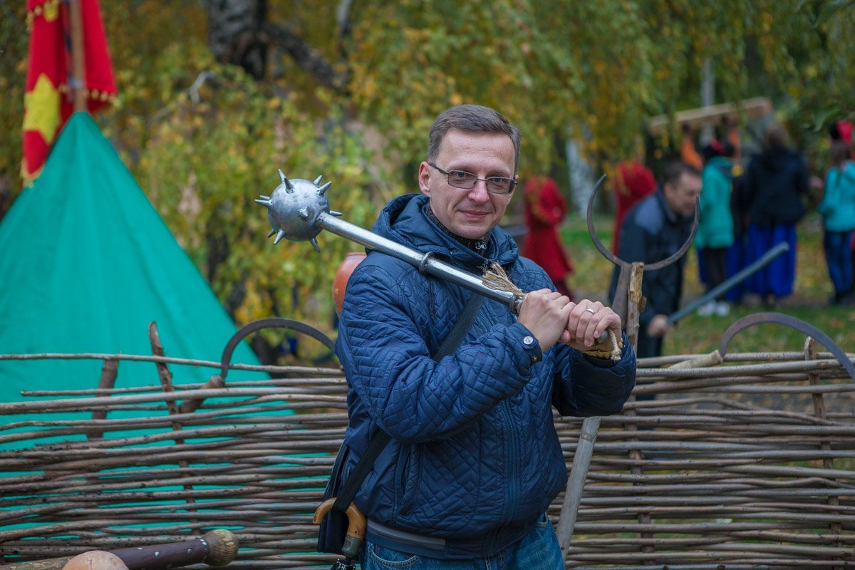 На левобережье Днепра метали ножи и ели «кораблики»: как прошел фестиваль «Лютий фест» 12