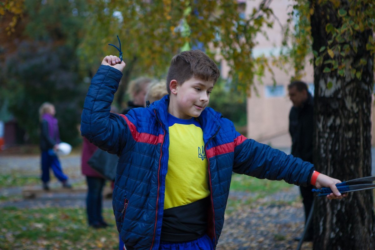На левобережье Днепра метали ножи и ели «кораблики»: как прошел фестиваль «Лютий фест» 13