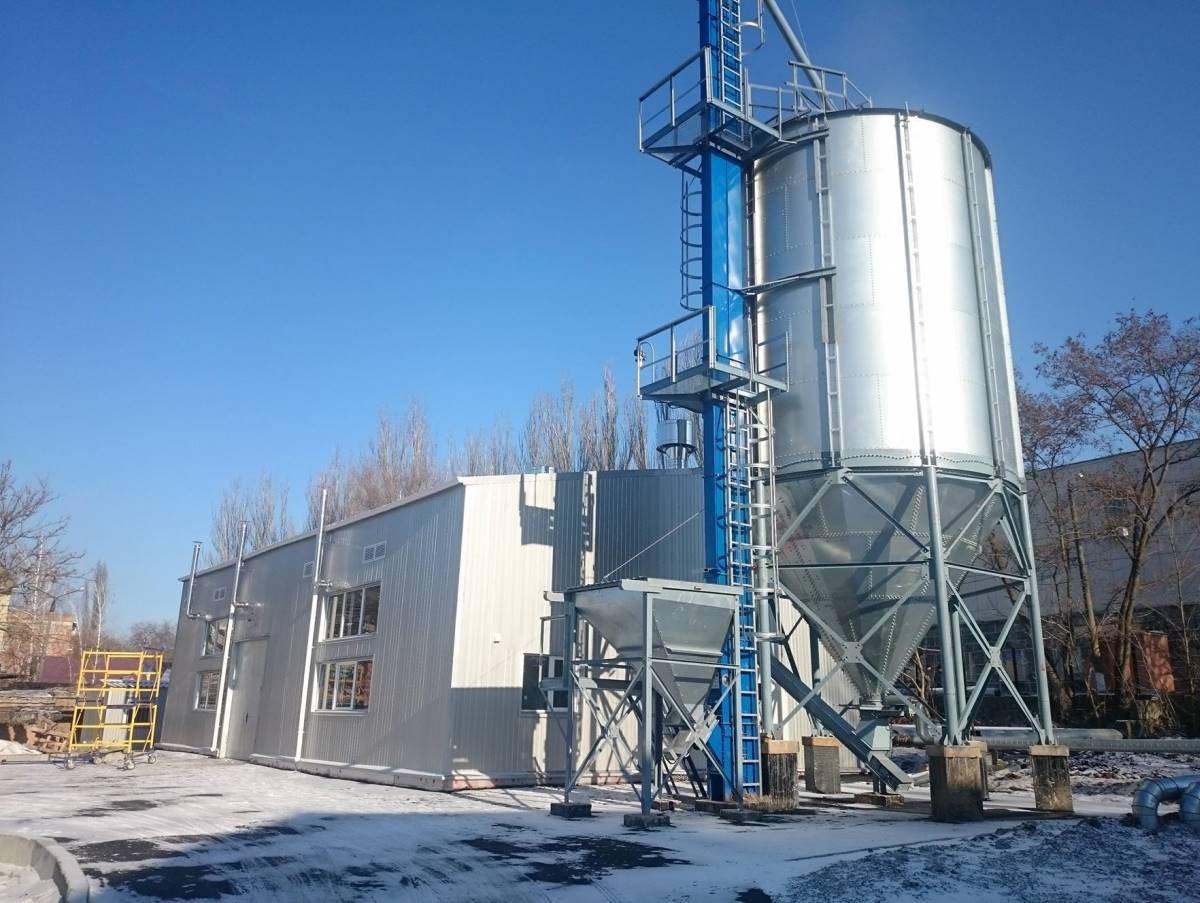 Никополь, Марганец и Покров уже вторую зиму не зависят от газовых лимитов – они перешли на альтернативную энергетику Никополь, Марганец и Покров уже вторую зиму не зависят от газовых лимитов – они перешли на альтернативную энергетику