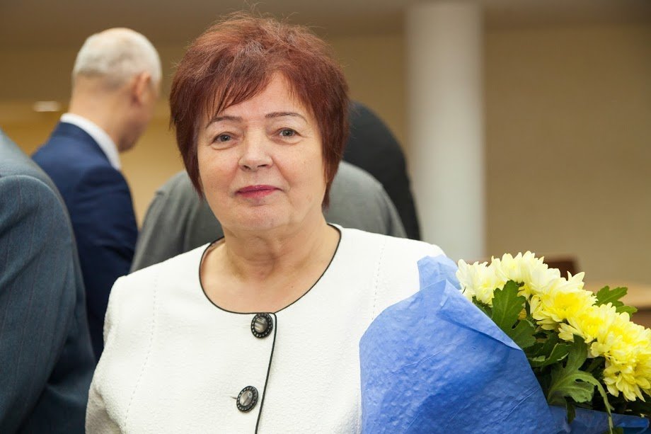 У ДніпроОДА вручили держнагороди 23 мешканцям області 4