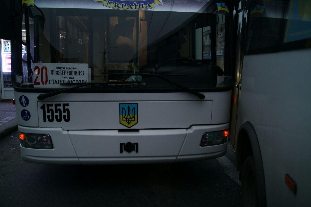 На Калиновой столкнулись 20-й троллейбус и 136-я маршрутка 3