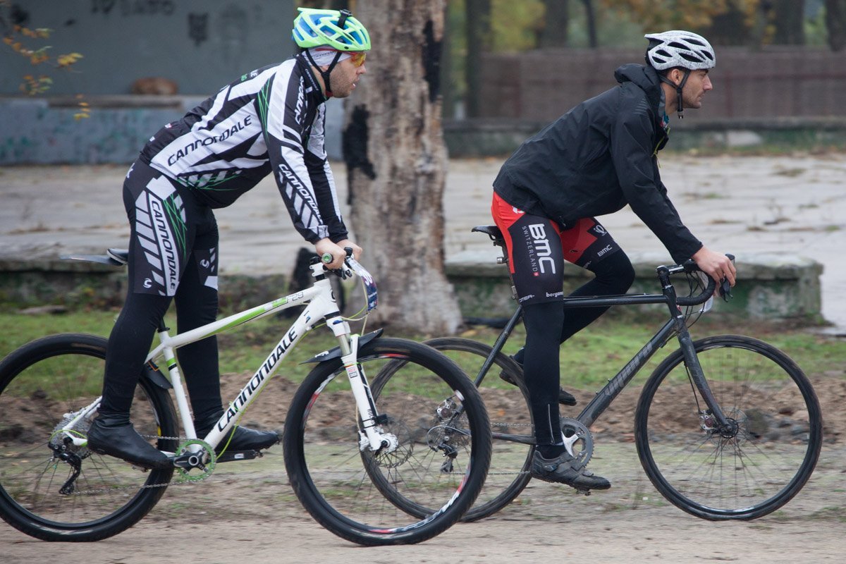 В Днепре состоялся благотворительный велопробег 10