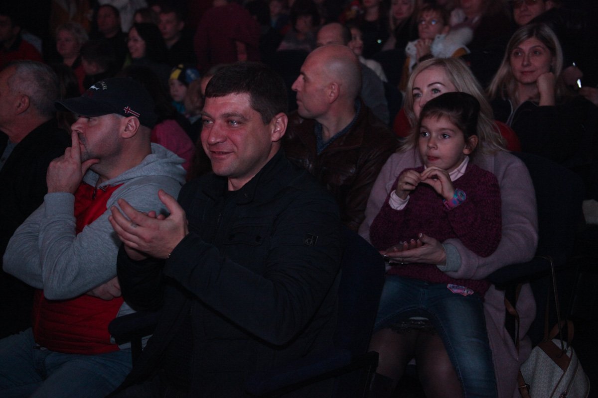 В Днепре Светлана Тарабарова и Амадор Лопес выступили на детском талант-шоу 12