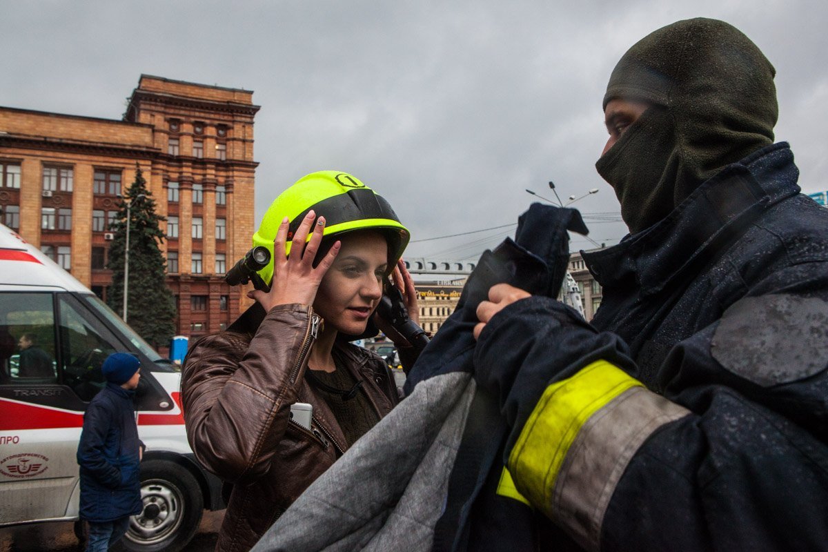 День спасателя в Днепре: полицейские, врачи и пожарные провели мастер-классы 13