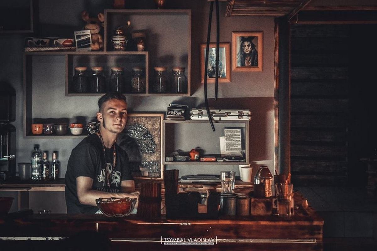 В Днепре прошла китайская чайная церемония в честь закрытия нашумевшего кафе 4