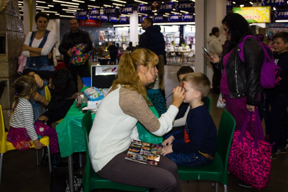 Страшно мило: в ТЦ "Наша Правда" прошла детская Хэллоуин-вечеринка 15