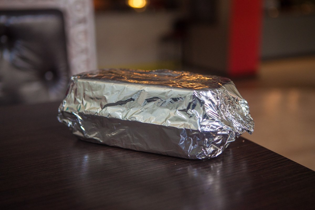 Супергерои, пицца и игровые приставки: в Днепре открылся Комикс-бар 11