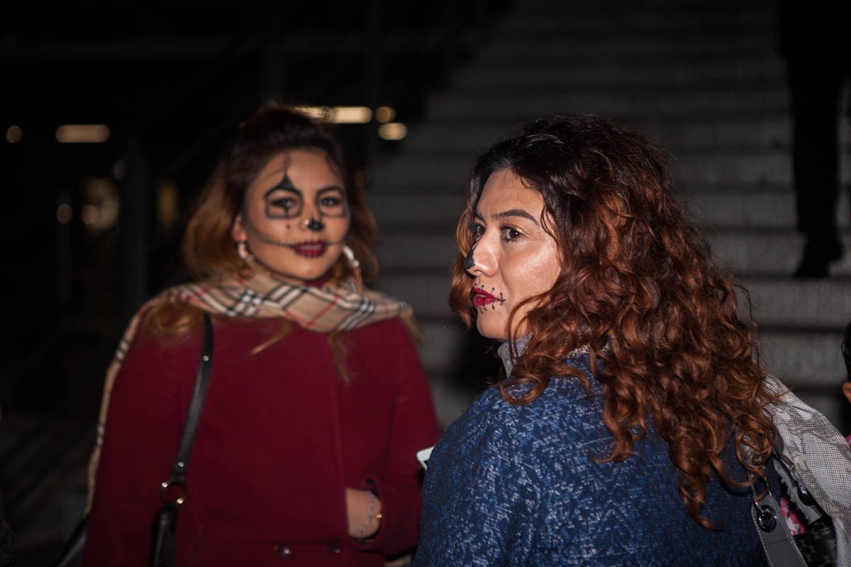 Маски Муэртос в моде на этот Хэллоуин В Днепре прошла Ночь Огня: как это было 4