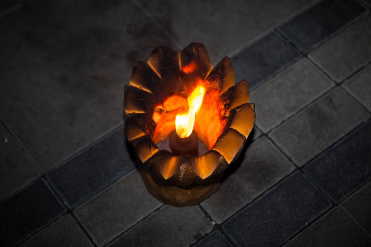 Вместо подсвечников - тыквы В Днепре прошла Ночь Огня: как это было 5