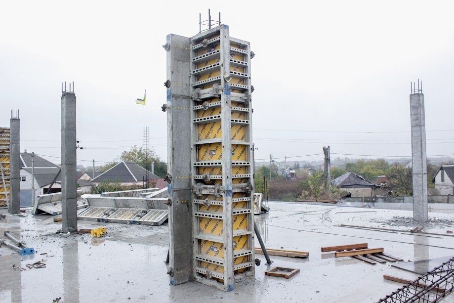 Строители планируют завершить корпус к зиме Строители планируют завершить корпус к зиме