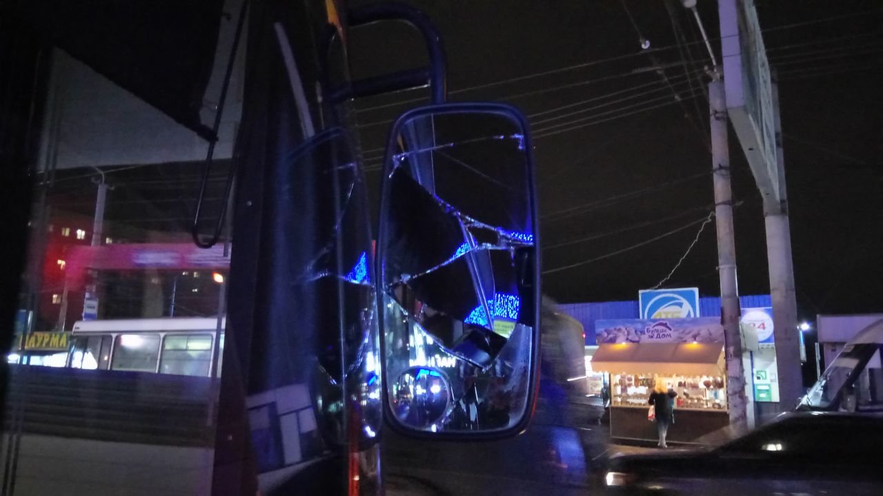 Пострадавших в аварии нет