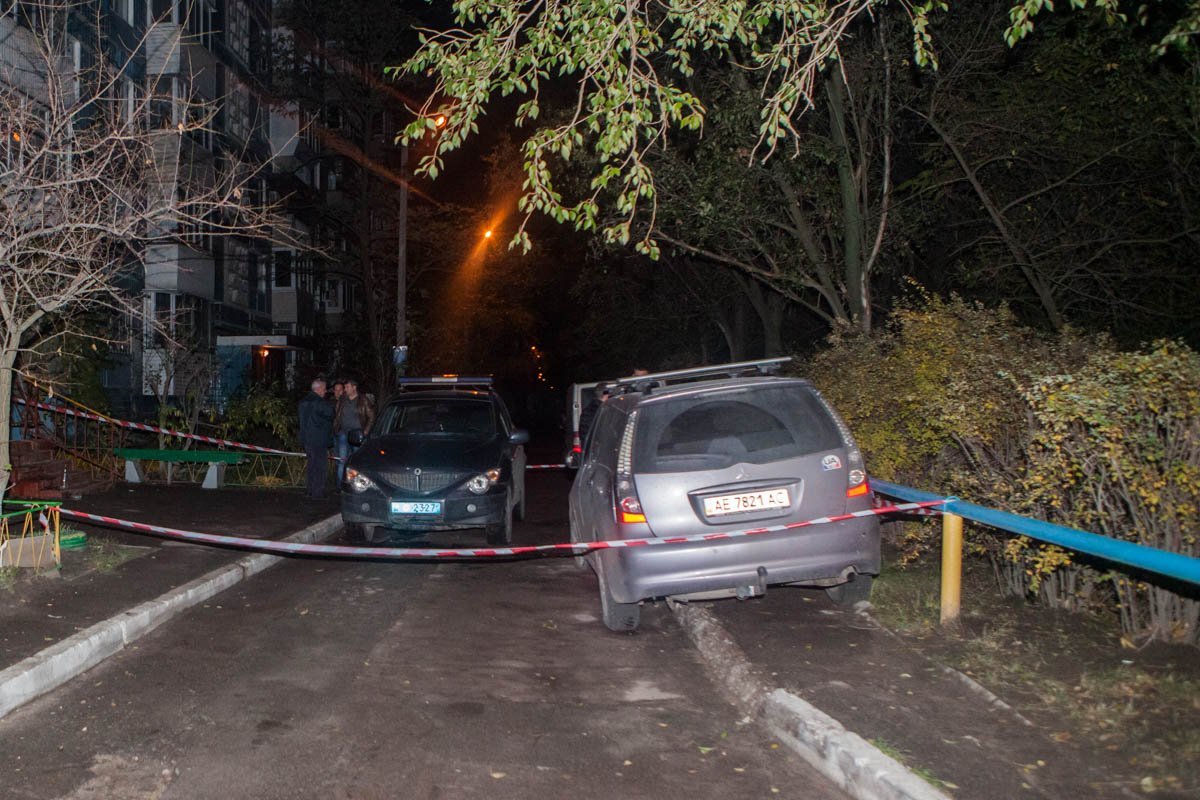 Территория ограждена, на месте работает полиция и СОГ