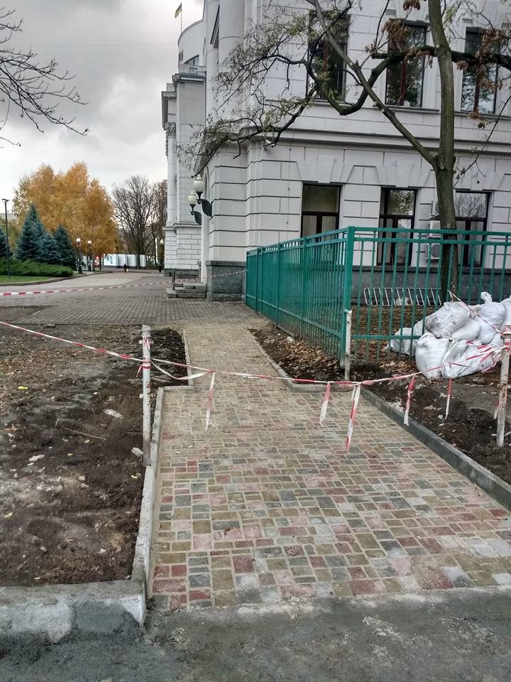 Ремонт дорог и обновление озера: как в Днепре и области «ничего не делается» 12