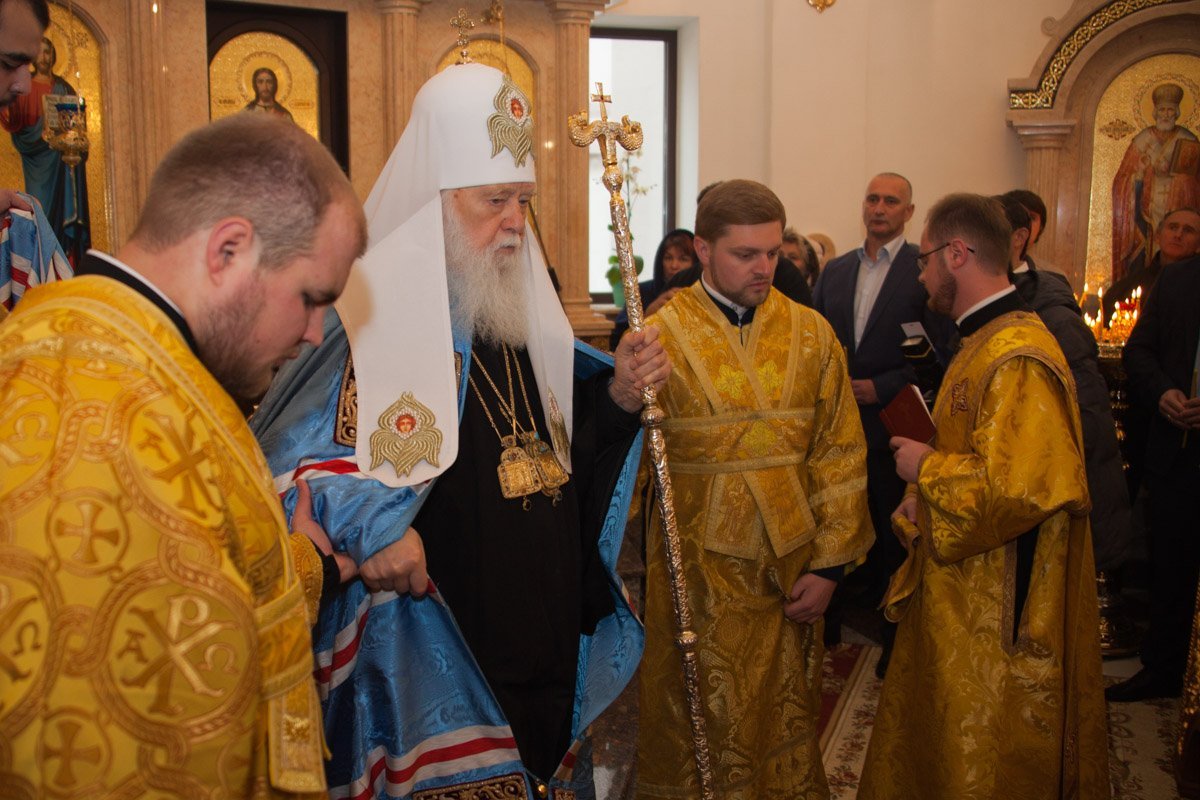 Перед началом молебня