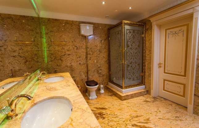 Ванная комната для состоятельного покупателя