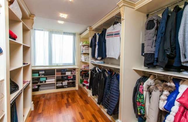 В квартире есть гардероб