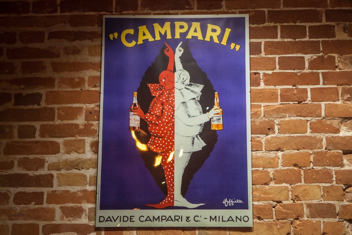 Символический плакат заведения