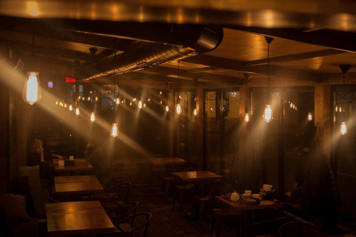 Освещение создает непередаваемую атмосфреу