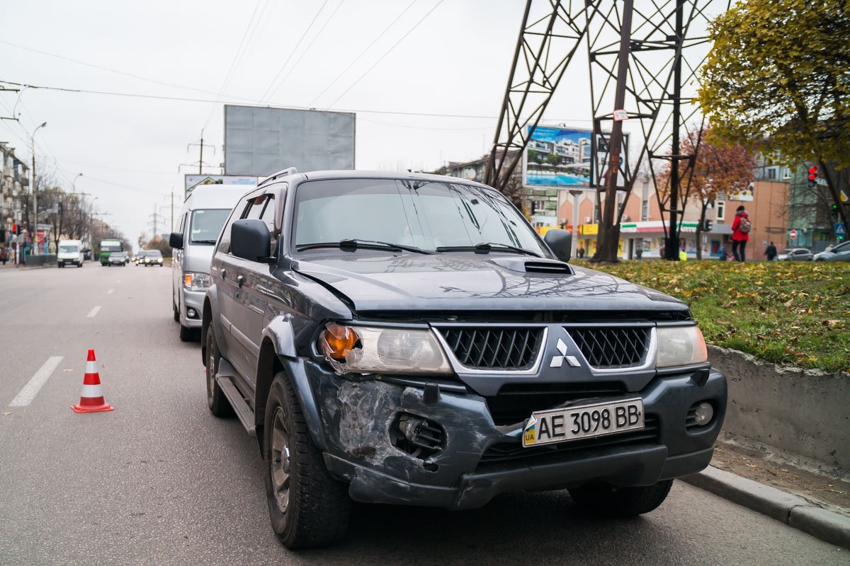 Водитель Mitsubishi нарушил правила дорожного движения, чем спровоцировал ДТП Водитель Mitsubishi нарушил правила дорожного движения, чем спровоцировал ДТП