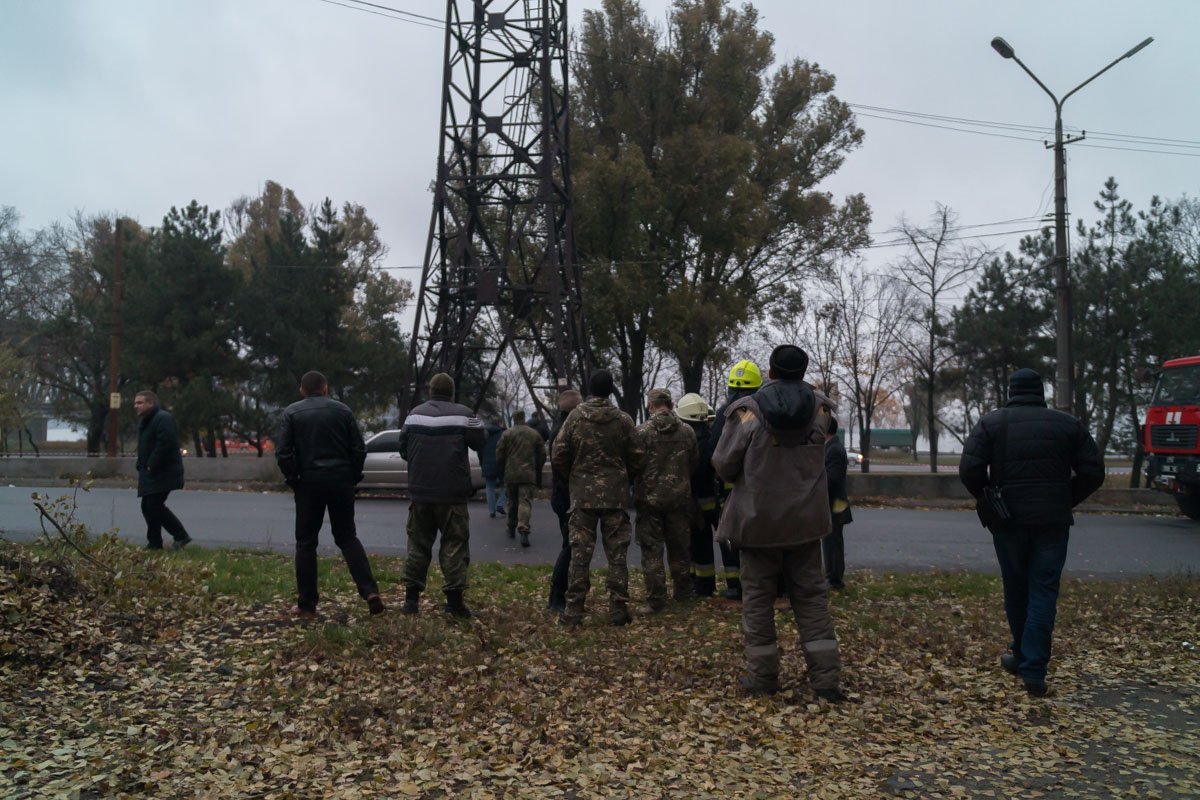 Службы спасения сразу прибыли на улицу Пастера Службы спасения сразу прибыли на улицу Пастера