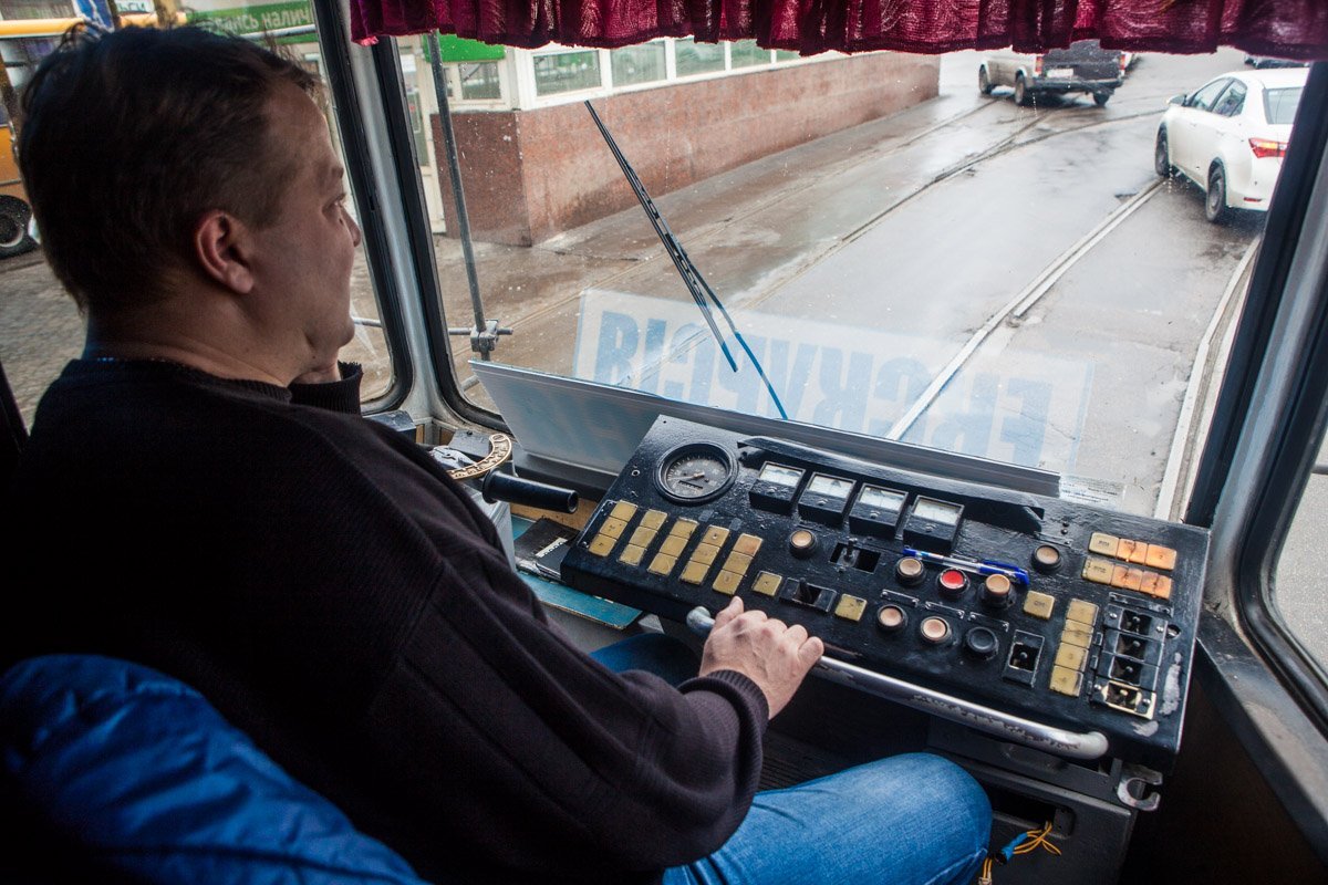 Для удобства пассажиров терминалы будут устанавливать возле каждой двери вагона