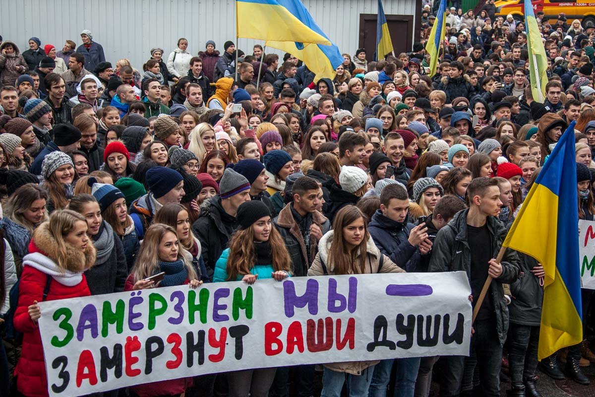 Студенты требуют провести тепло в аудитории и общежития Студенты требуют провести тепло в аудитории и общежития