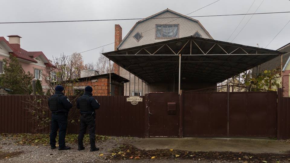 Мужчина стрелял якобы в воздух Мужчина стрелял якобы в воздух