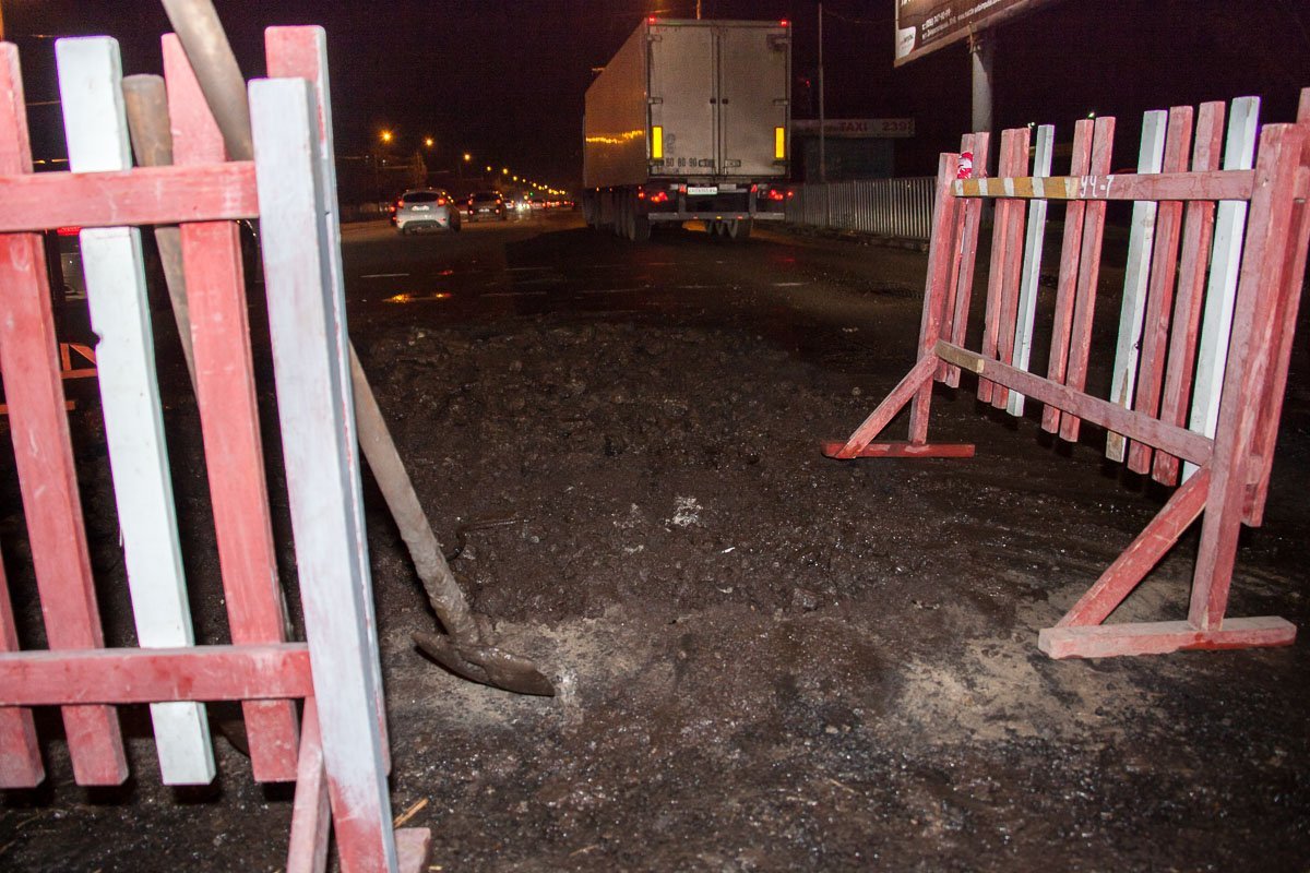 Движение обещают восстановить к 21:00 Движение обещают восстановить к 21:00