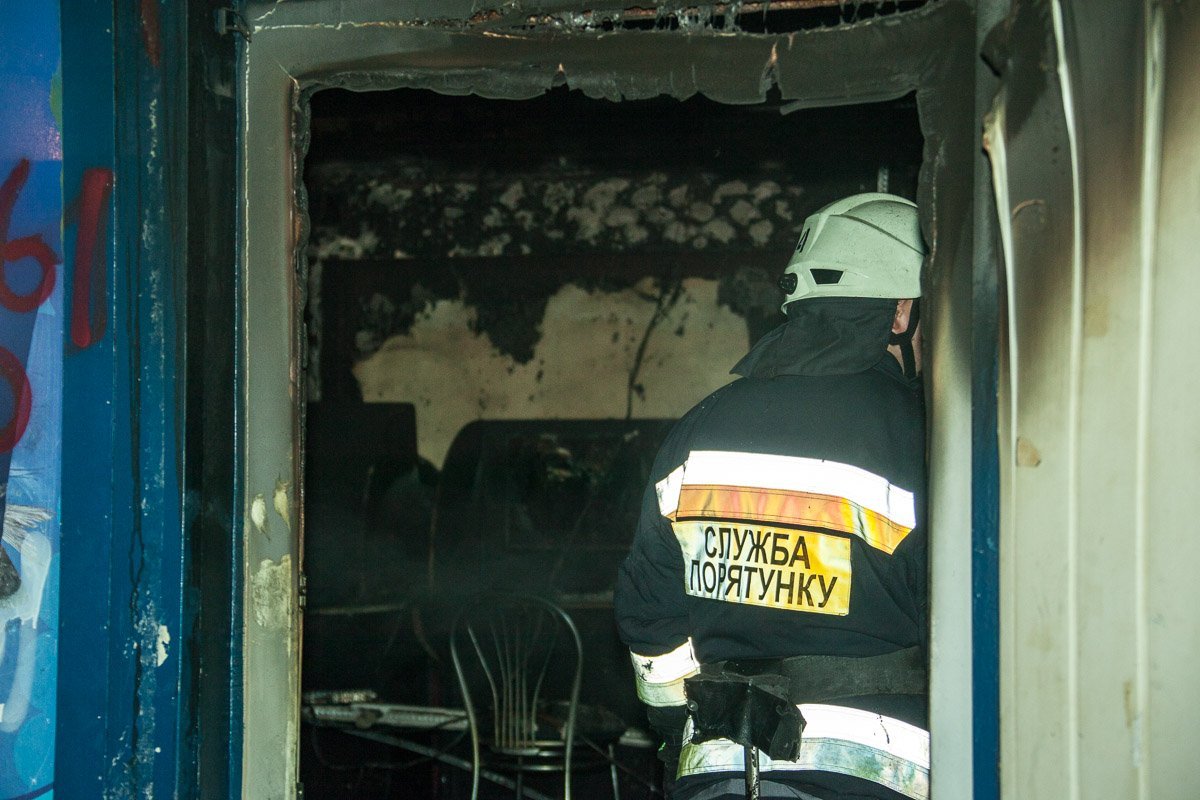 К ликвидации пожара привлекли более 5 спасателей и одну единицу техники К ликвидации пожара привлекли более 5 спасателей и одну единицу техники