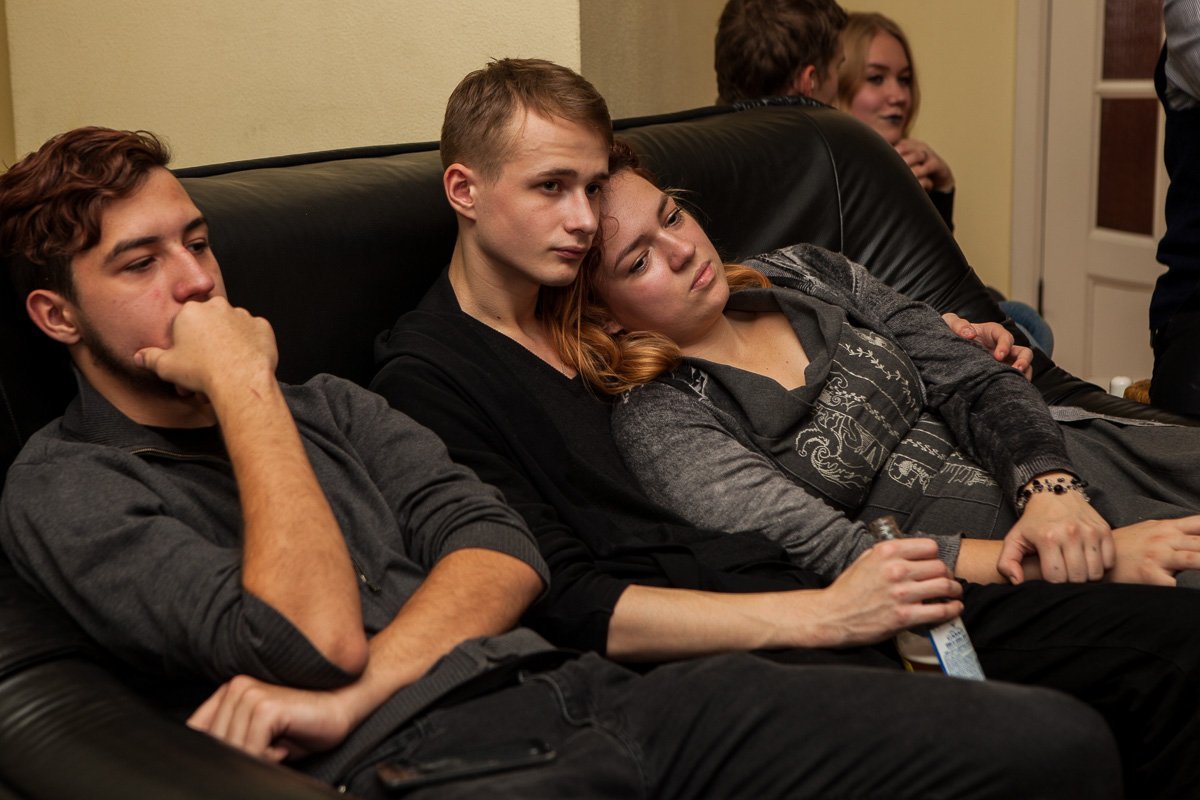 В компании близких людей окунуться в мир поэтических образов