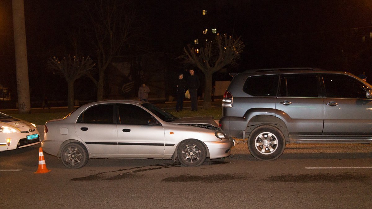 Lanos немного подмяло под Toyota