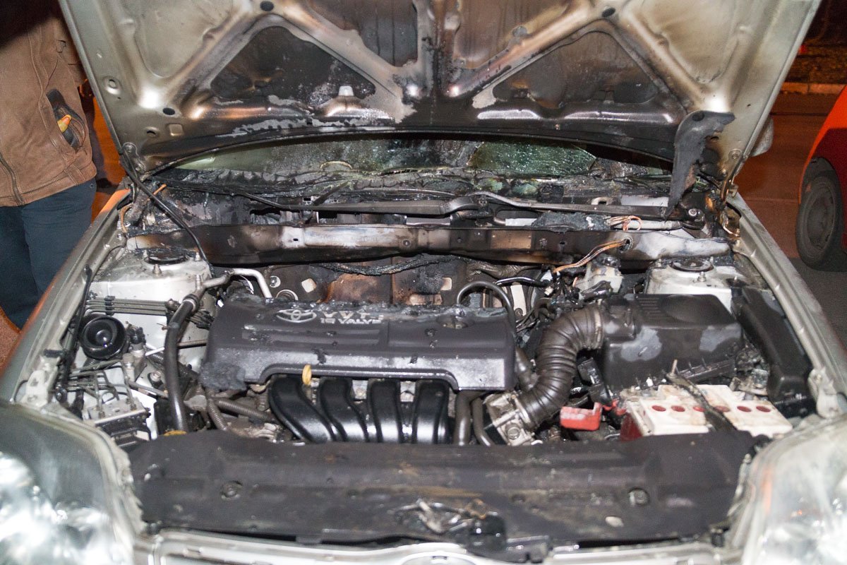 Двигатель не успел полностью сгореть Двигатель не успел полностью сгореть