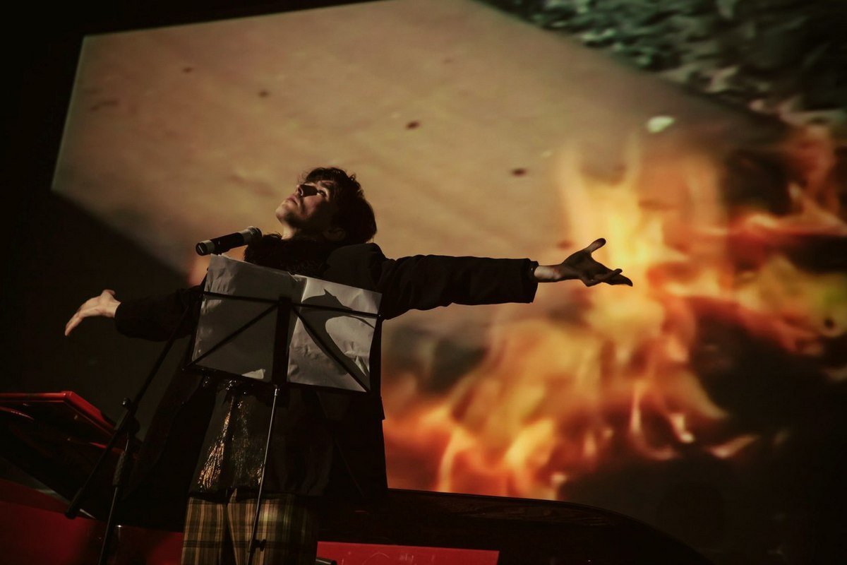 Покажите свой талант на поэтическом вечере