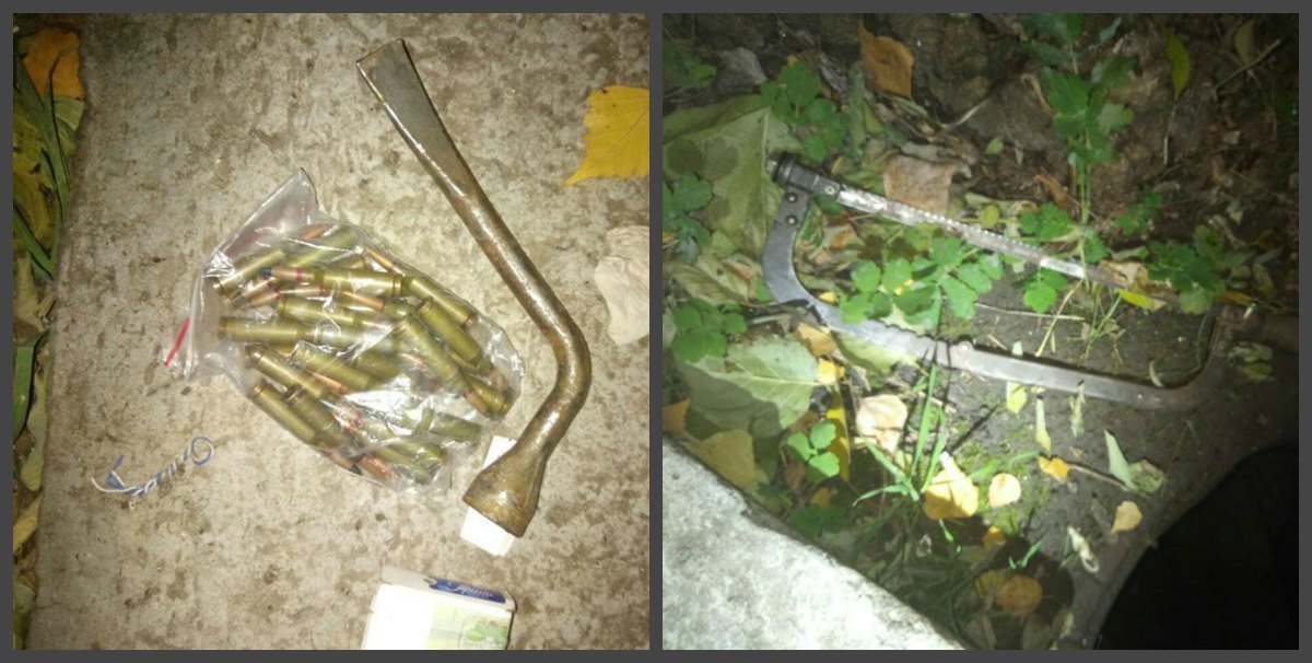 Слева - патроны , которые нашли у мужчины