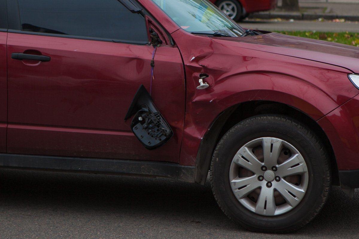 На Гагарина автомобиль сбил подростка На Гагарина автомобиль сбил подростка