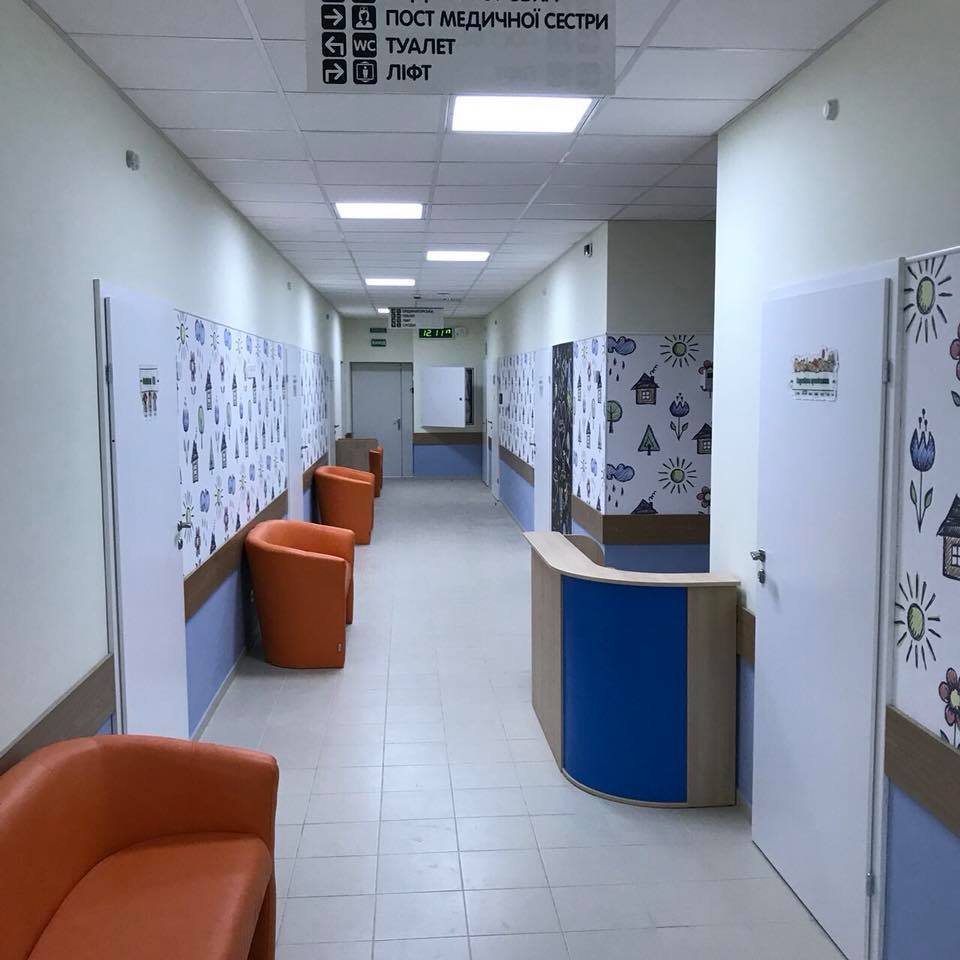 Новый корпус выглядит приветливым для мамы и ребенка Новый корпус выглядит приветливым для мамы и ребенка