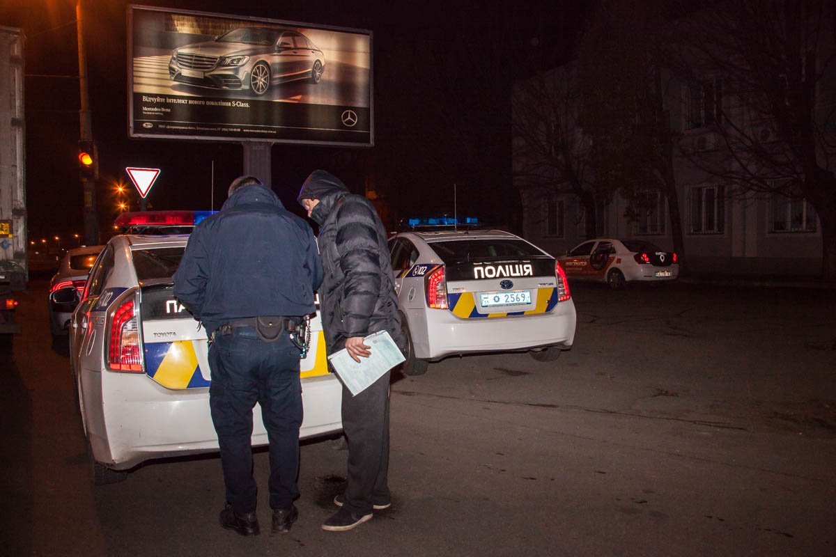 Участники ДТП не пострадали и разошлись по европротоколу Участники ДТП не пострадали и разошлись по европротоколу