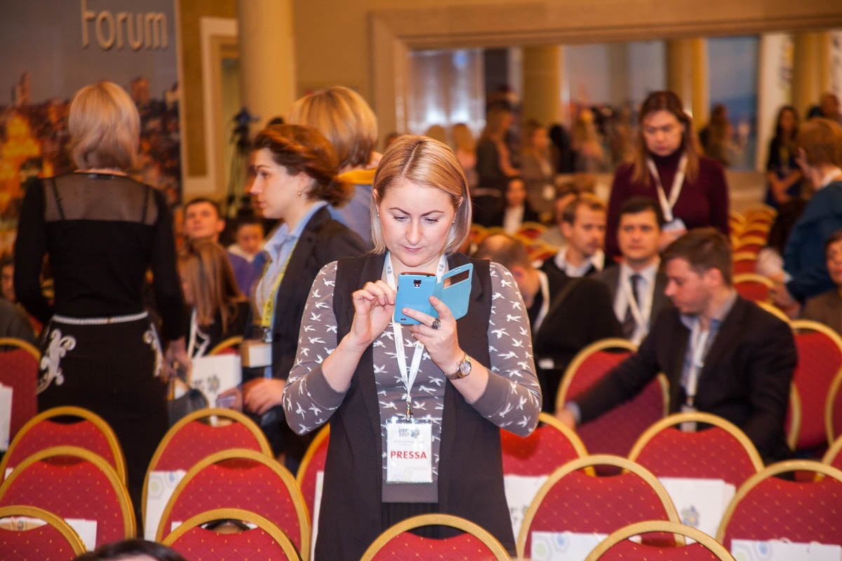 Миллионеры и бизнесмены со всей Украины приехали в Днепр на экономический форум 17